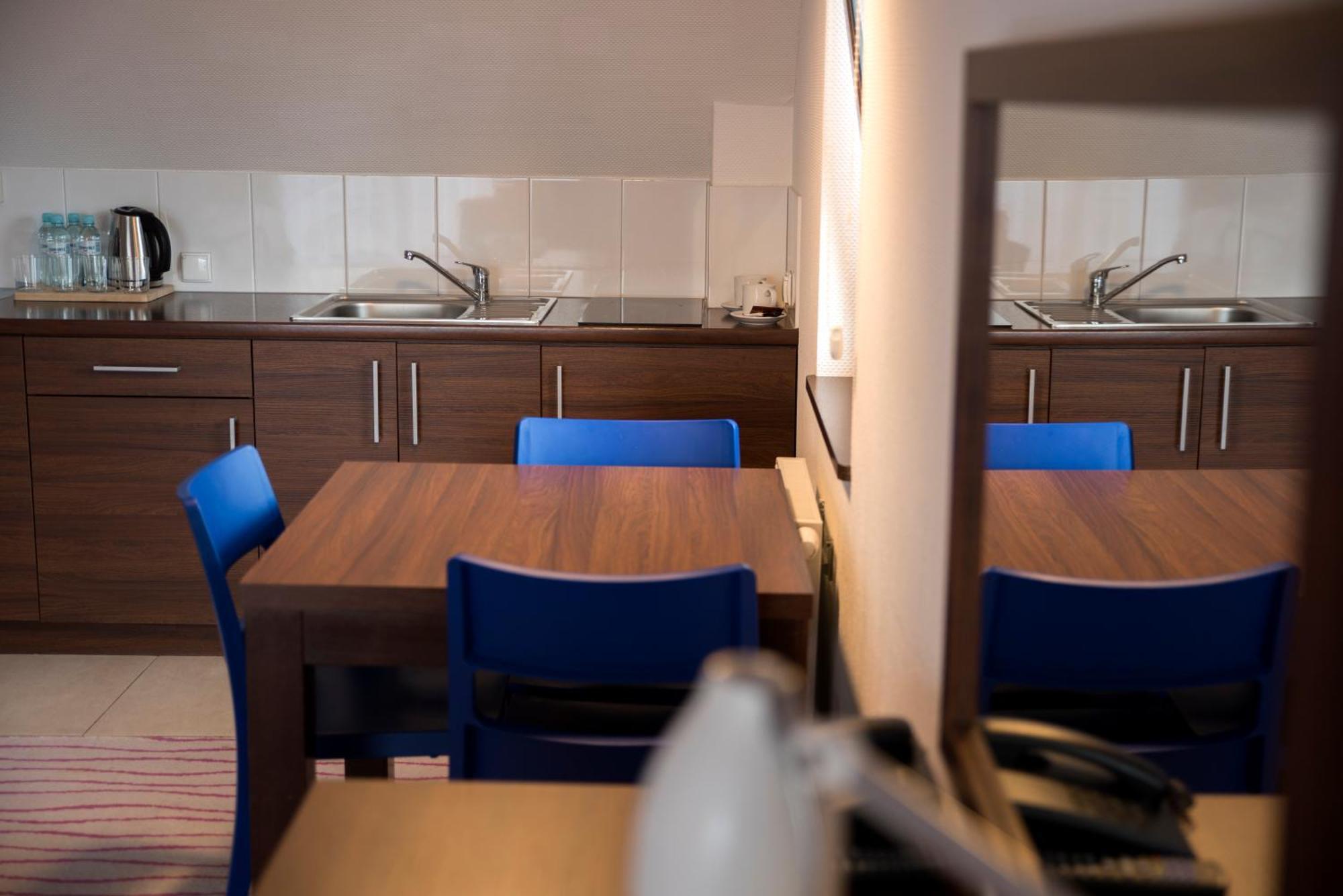 Aparthotel Flinski Sport & Spa Świeradów-Zdrój Δωμάτιο φωτογραφία